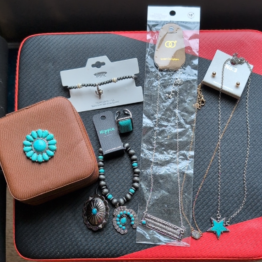 Turquoise and Silver Women's Accessory Set